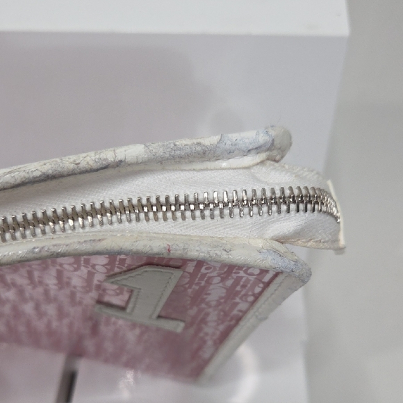 Dior Pink Transparent Cosmetic Case - Picture 7 of 10